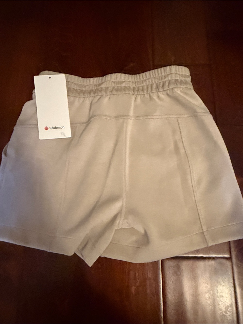 lululemon athletica Cream Elastic-Waist Casual Shorts - Picture 3 of 3